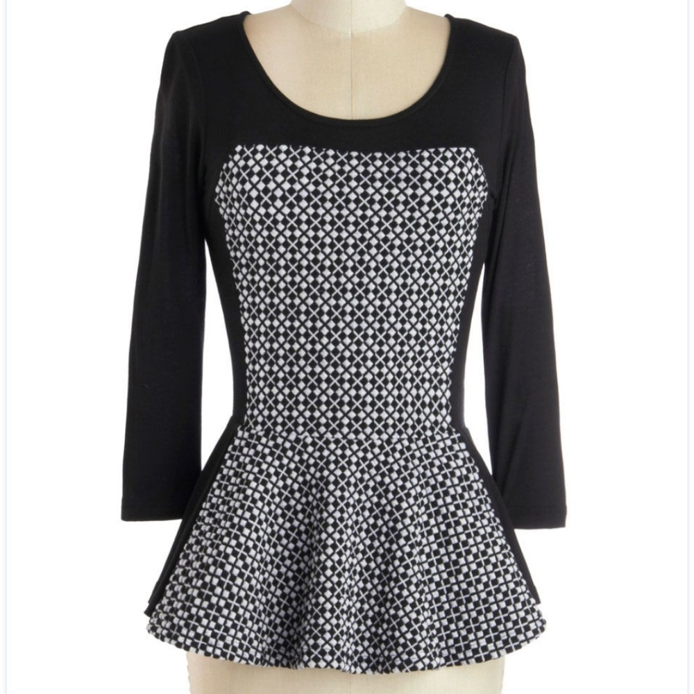 Black and white peplum top